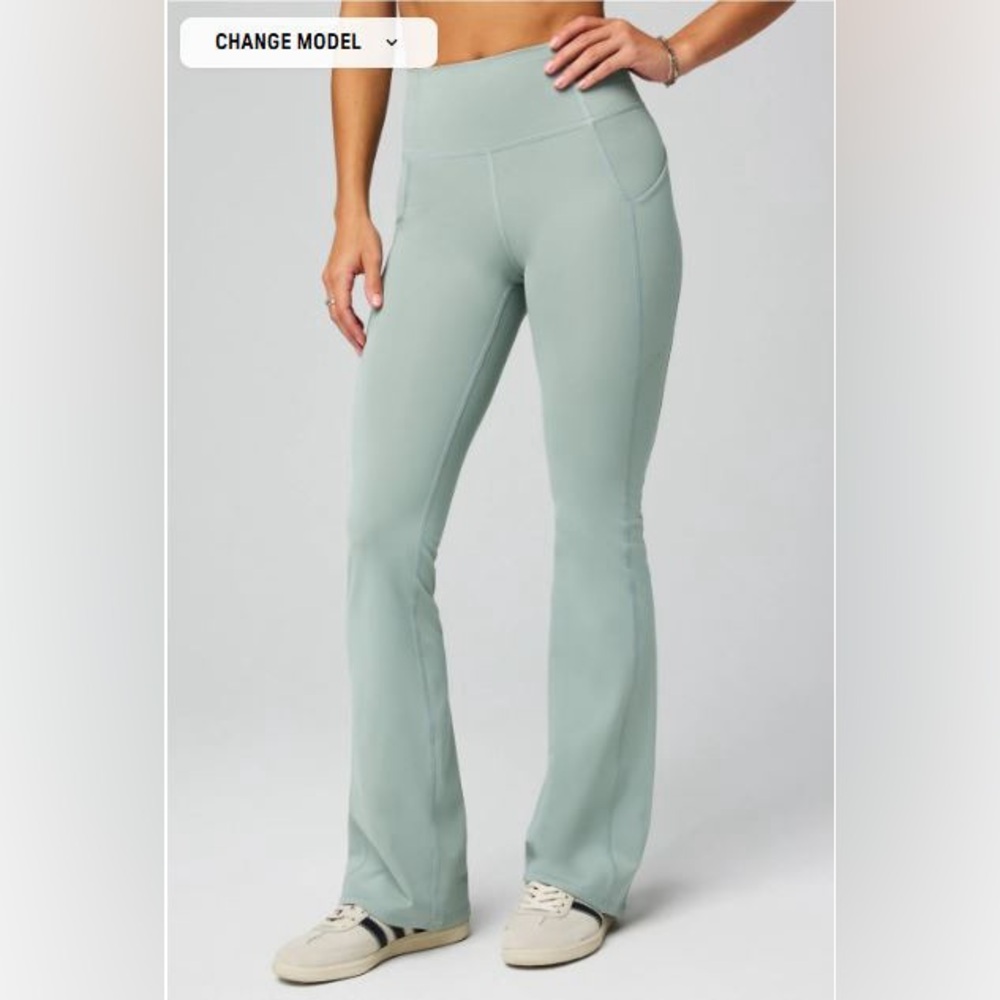 NWT- Fabletics Oasis Pureluxe HW Pocketed Kick Flare -SAGE GREY (32”) REG INSEAM - Picture 2 of 12